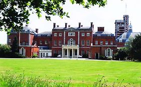 Theobalds Park Hotel Cheshunt